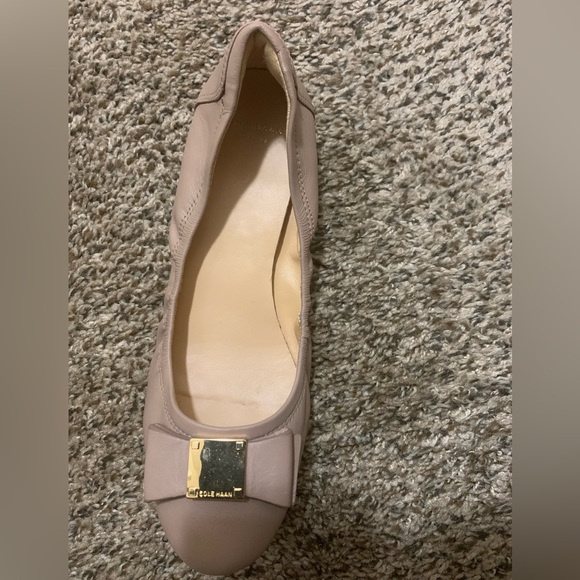 COPY - Pair of 6.5 dress shoes for woman - Picture 2 of 7